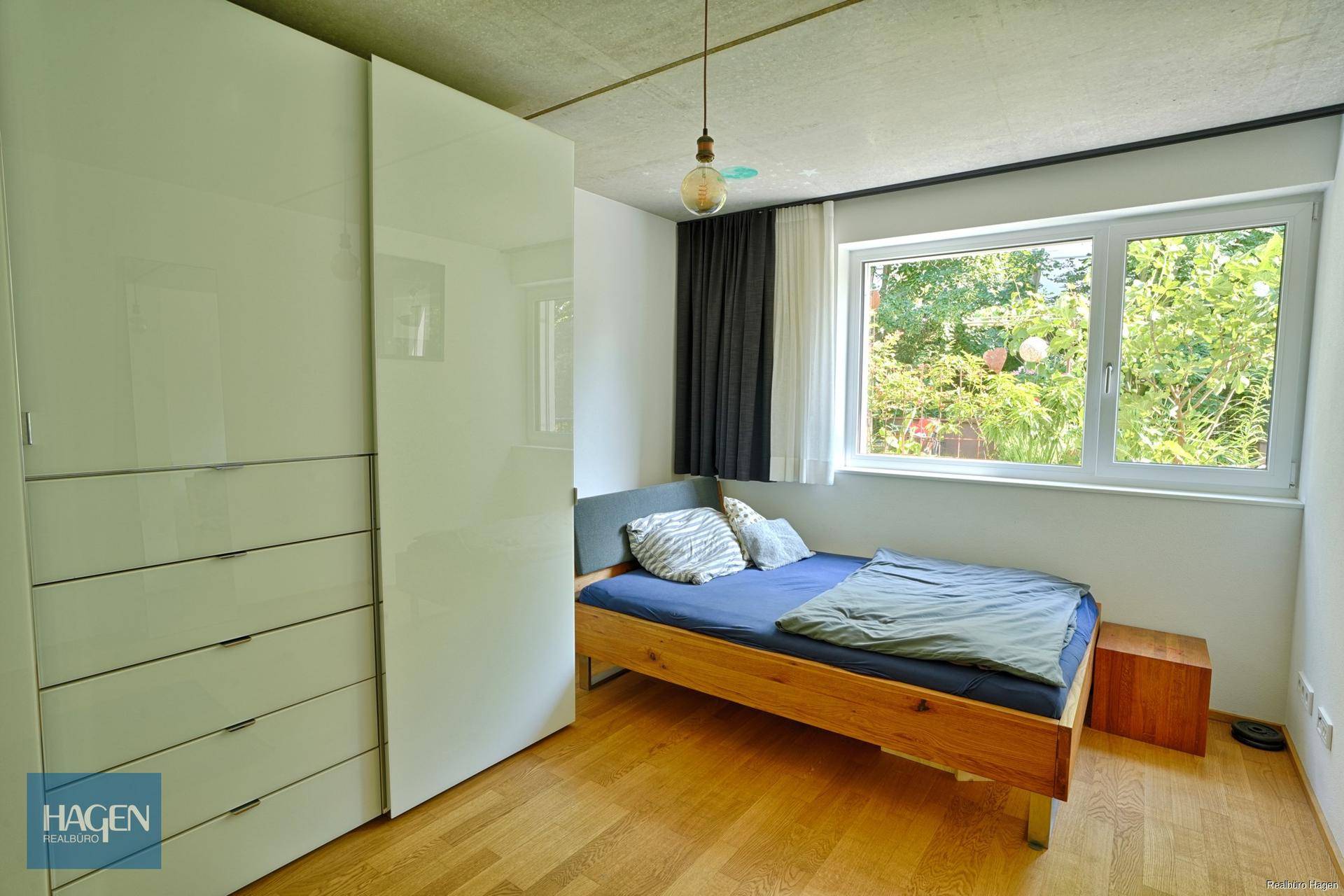 Kinderzimmer 1 EG