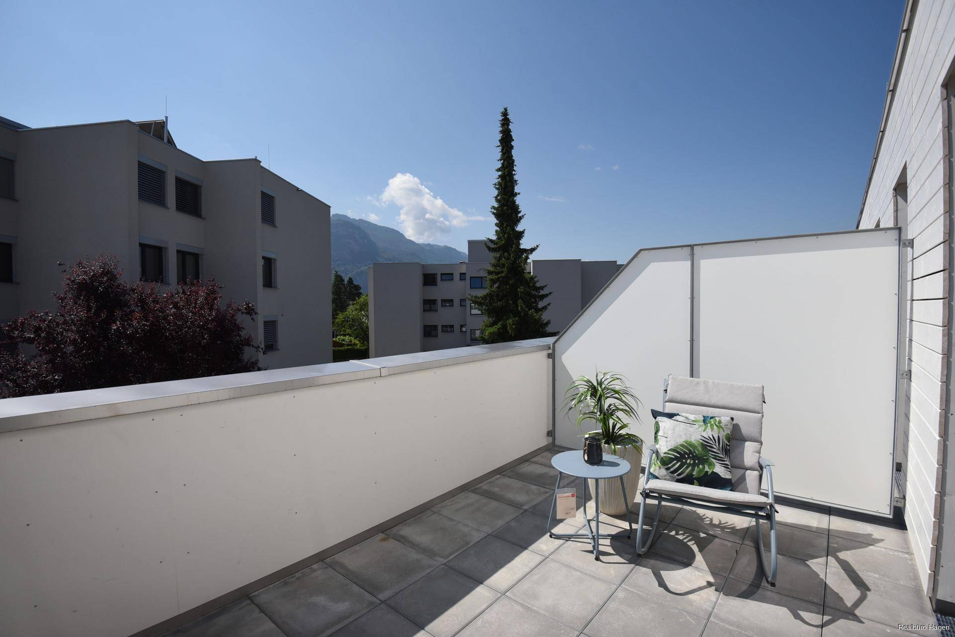 Terrasse (DG) - MUSTERWOHNUNG