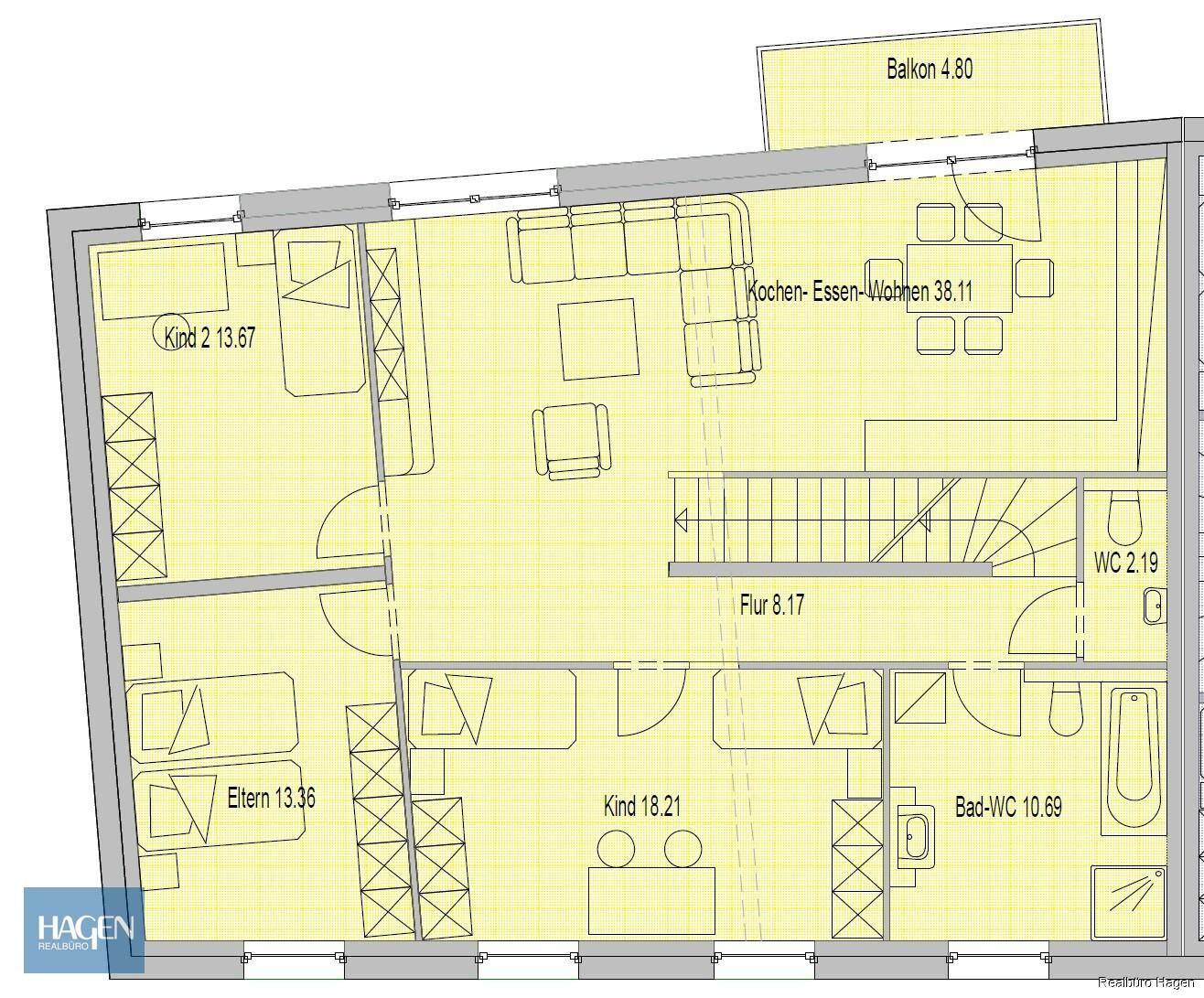 Grundriss des Obergeschosses mit Wohn-Essbereich, Schlafzimmern, Bad und Balkon.