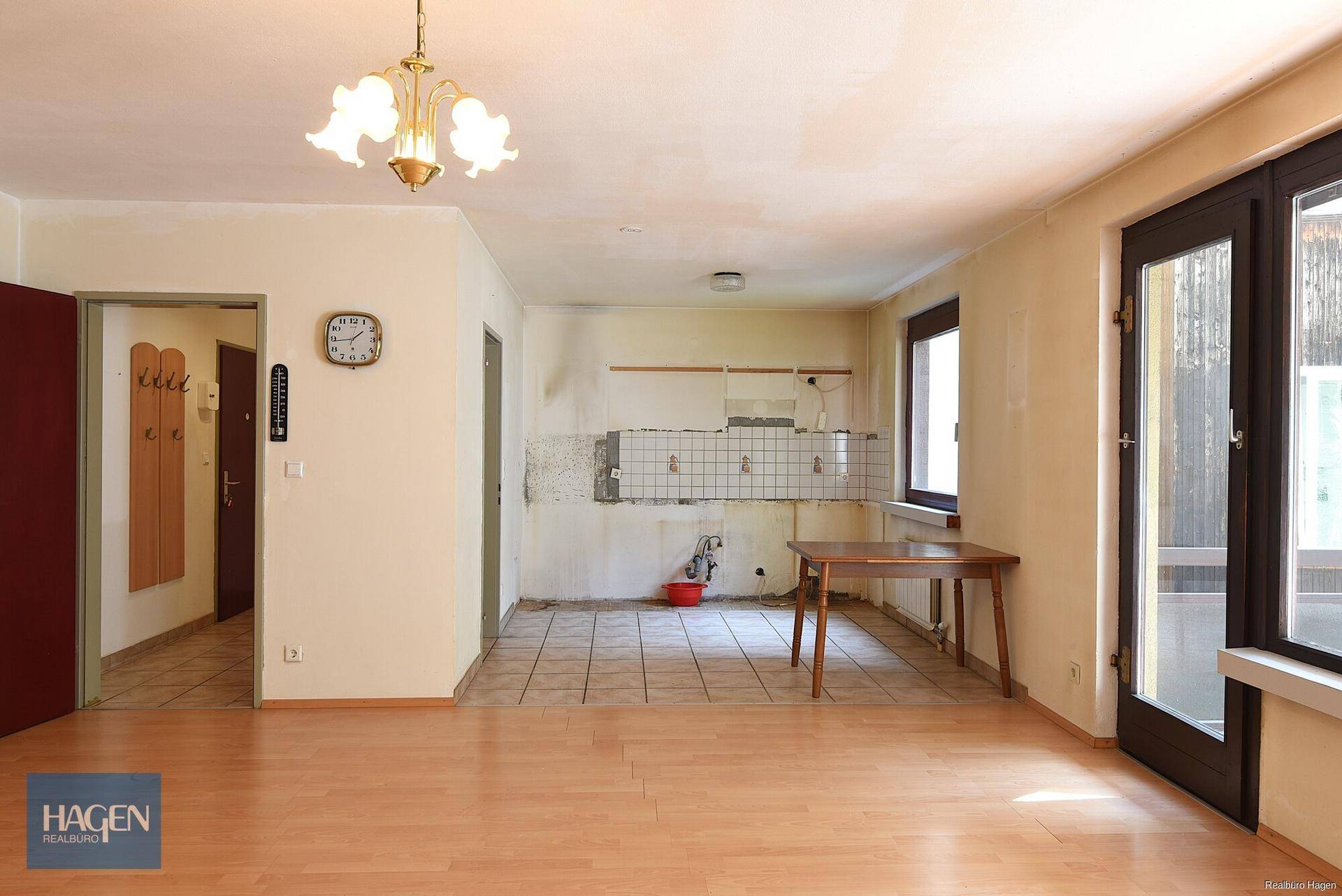 Wohnzimmer & Küche