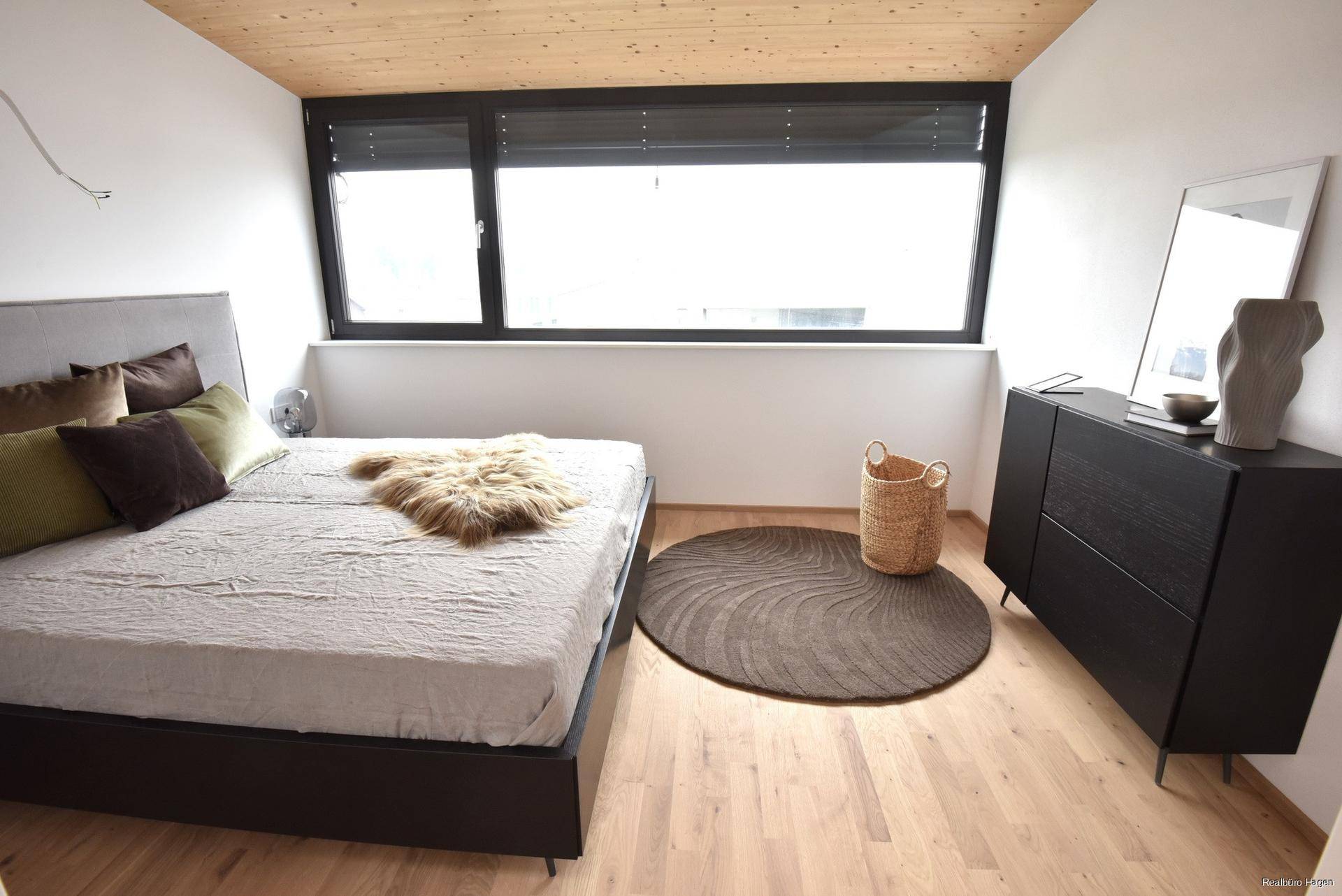 5 Schlafzimmer MUSTERWOHNUNG