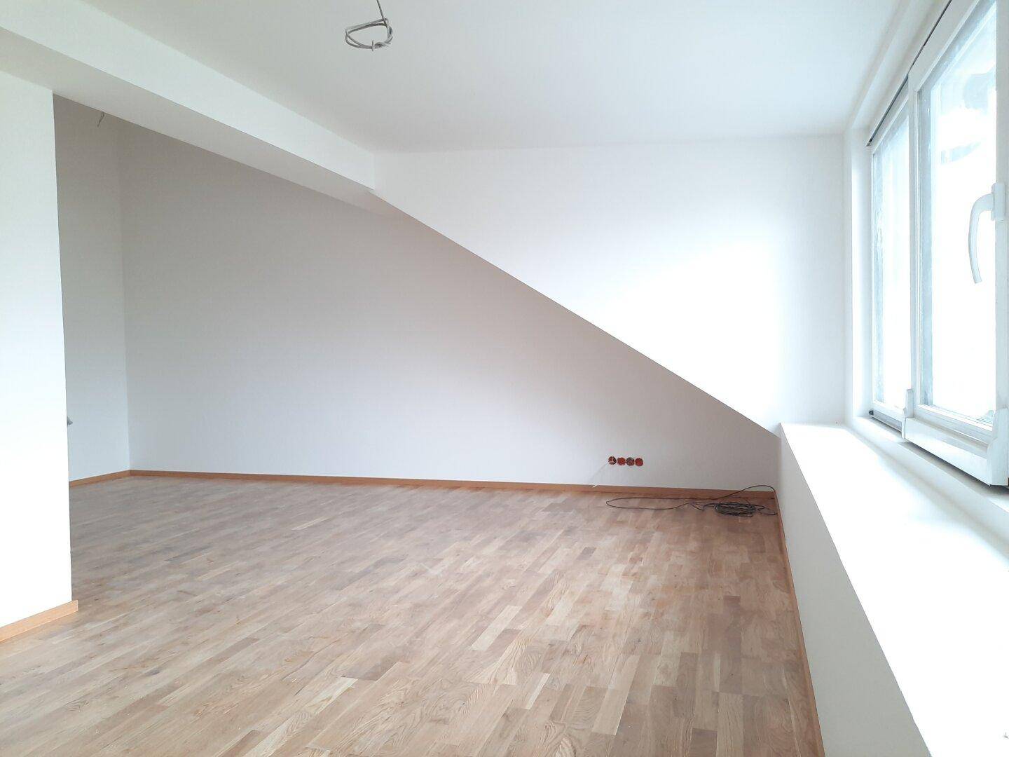 3-Zimmer-Neubau-Dachgeschosswohnung - SAGENTUS Immobilien