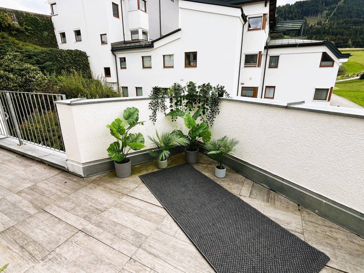 Balkon 2 mit ca. 20m²