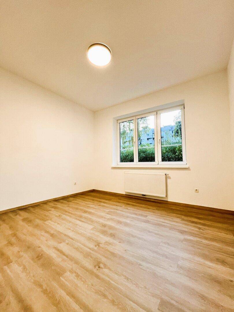 Zimmer 2 mit ca. 15m²