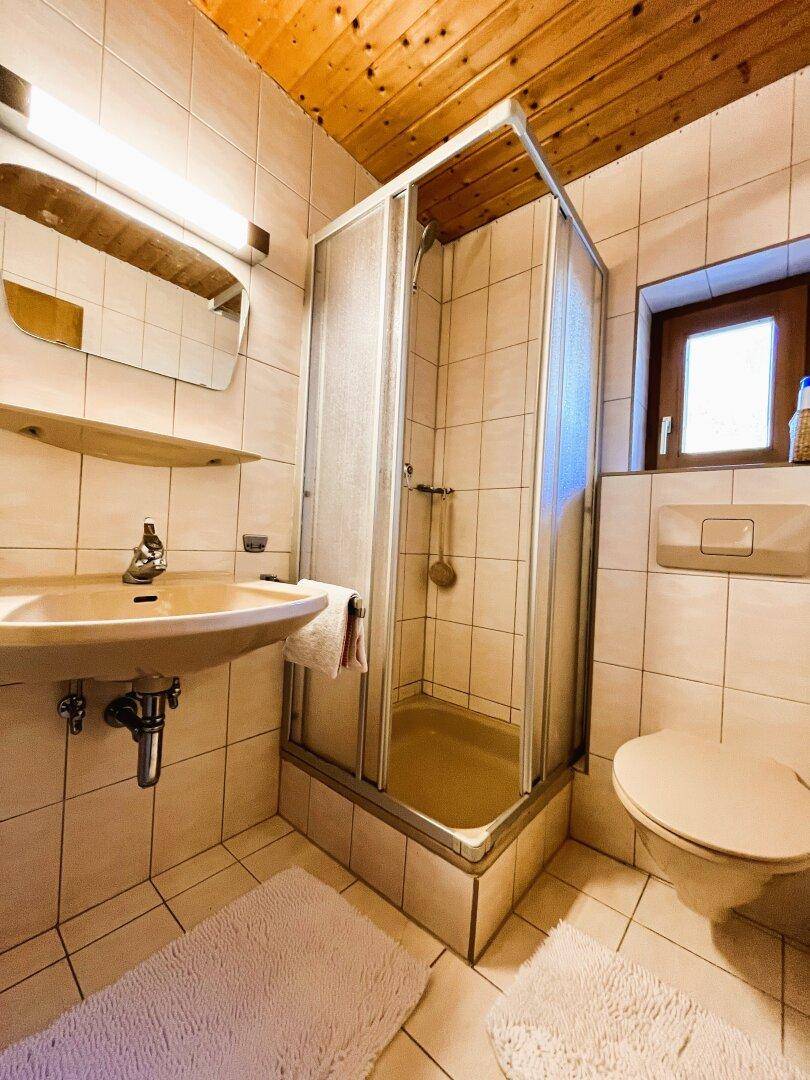 1. Wohnung im EG mit ca. 113m2 und 2 Bädern