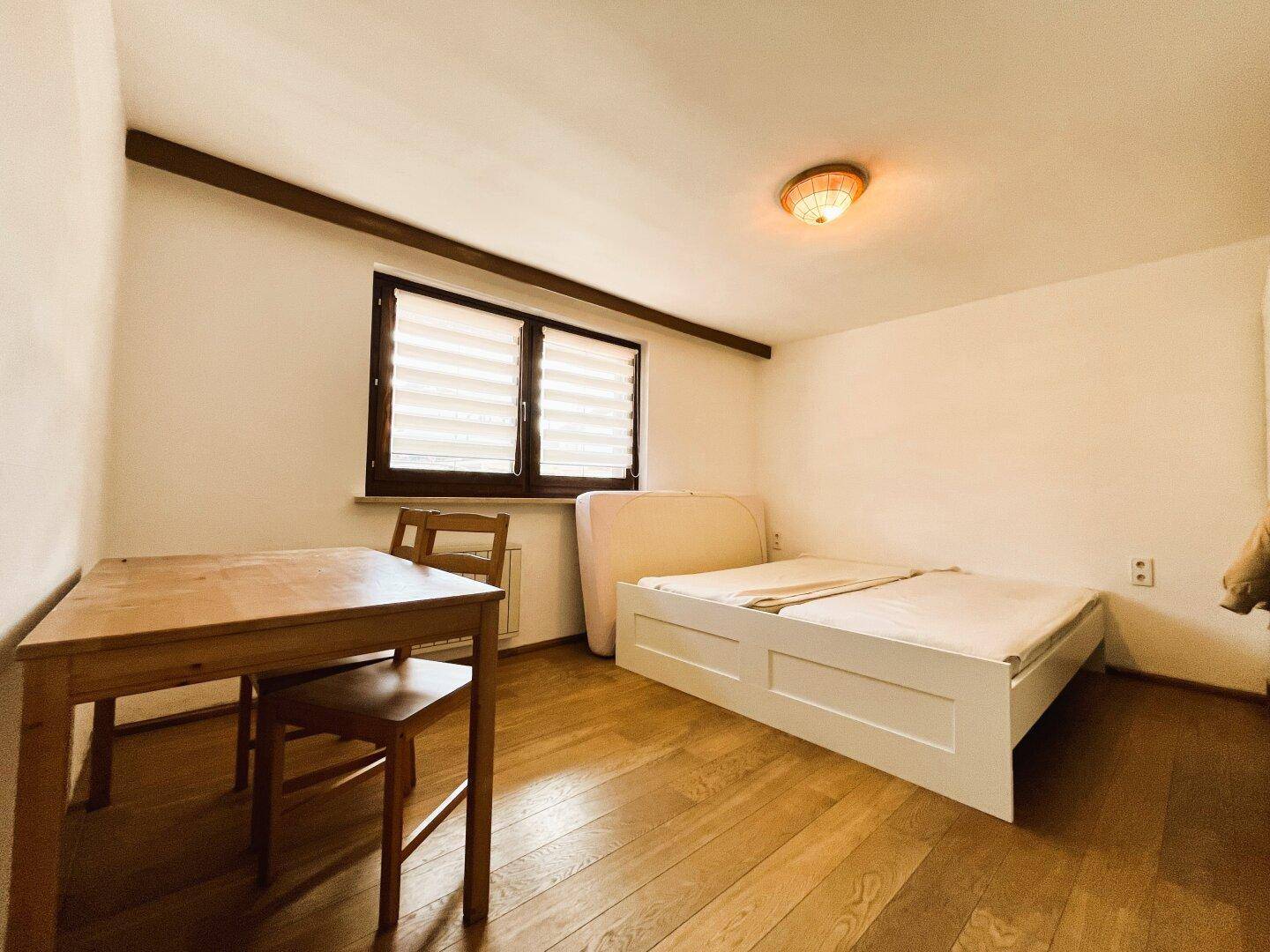 2. Wohnung im UG mit ca. 82m², 3 Zimmern und 2 Bädern