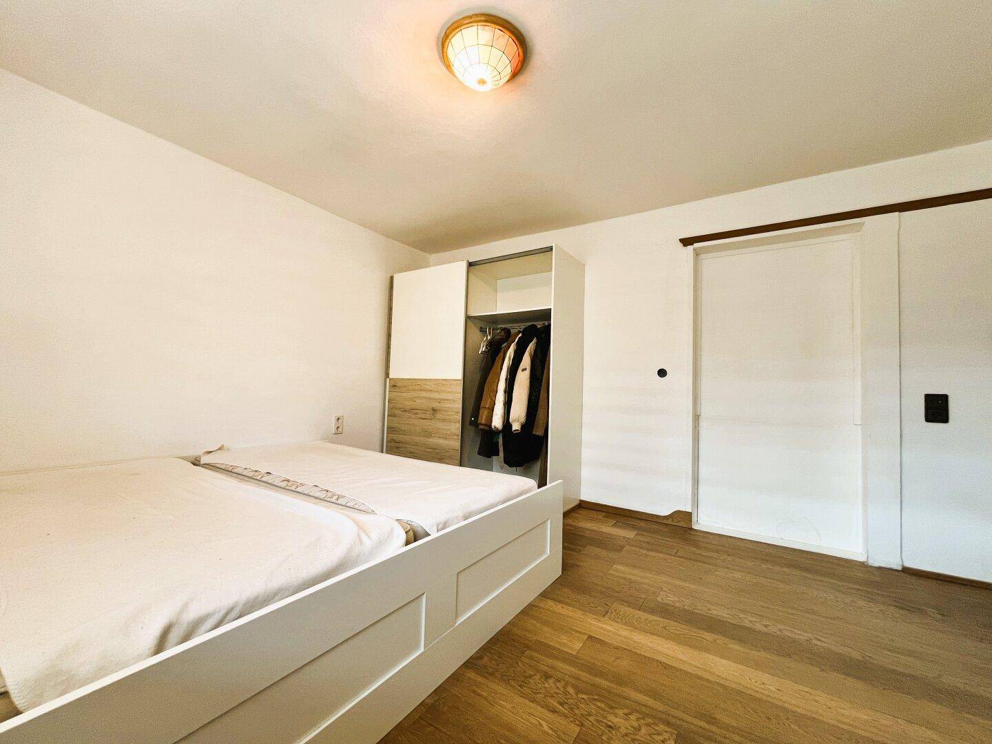 2. Wohnung im UG mit ca. 82m², 3 Zimmern und 2 Bädern