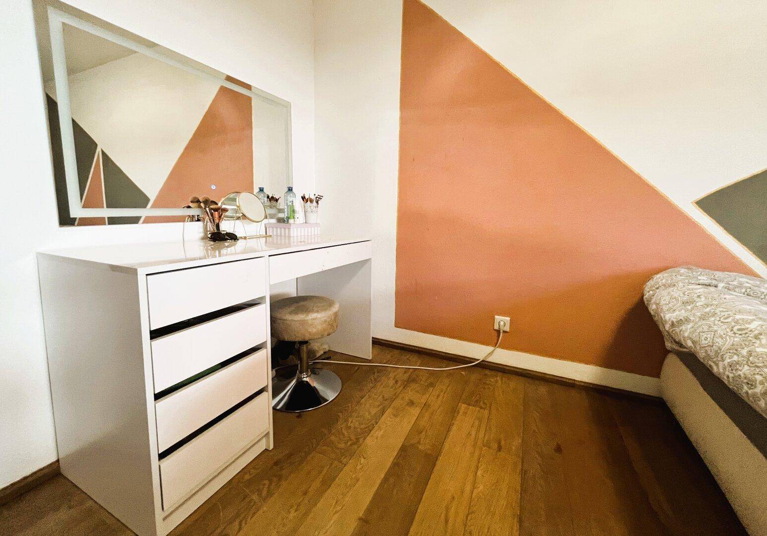 2. Wohnung im UG mit ca. 82m², 3 Zimmern und 2 Bädern
