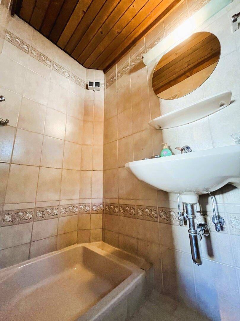 3. Wohnung mit ca. 64m², 2 Zimmern, 2 Bädern und Balkon