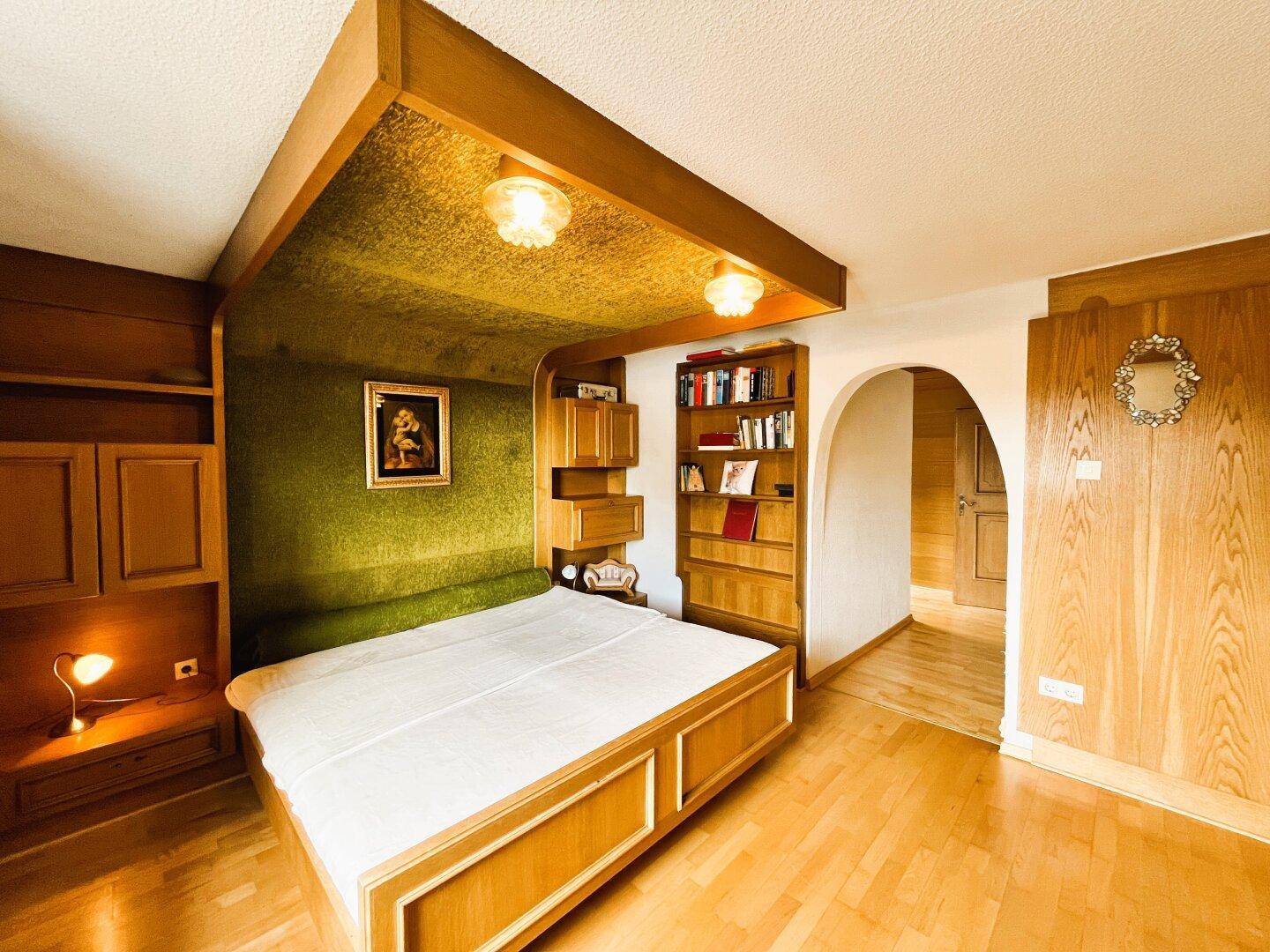 4.Wohnung im 1.OG mit ca. 104m², 4 Zimmern, 2 Bädern und 2 Balkonen