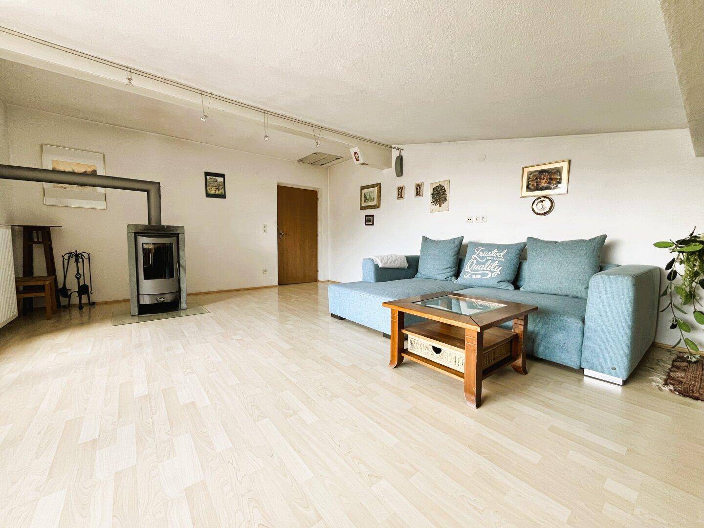 4.Wohnung im 1.OG mit ca. 104m², 4 Zimmern, 2 Bädern und 2 Balkonen