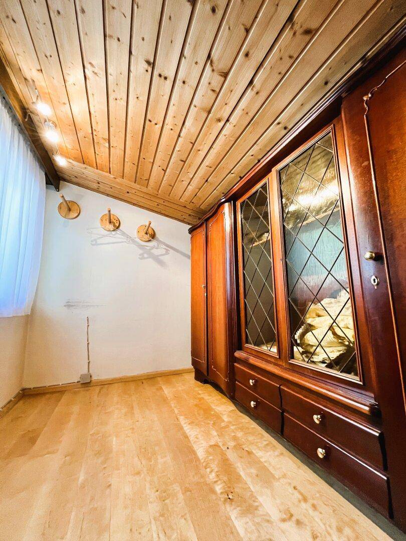 4.Wohnung im 1.OG mit ca. 104m², 4 Zimmern, 2 Bädern und 2 Balkonen