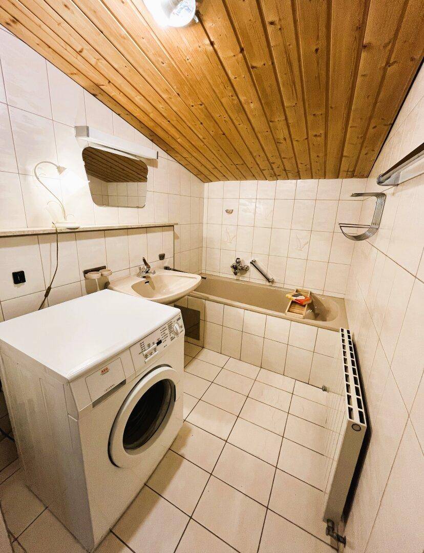 4.Wohnung im 1.OG mit ca. 104m², 4 Zimmern, 2 Bädern und 2 Balkonen