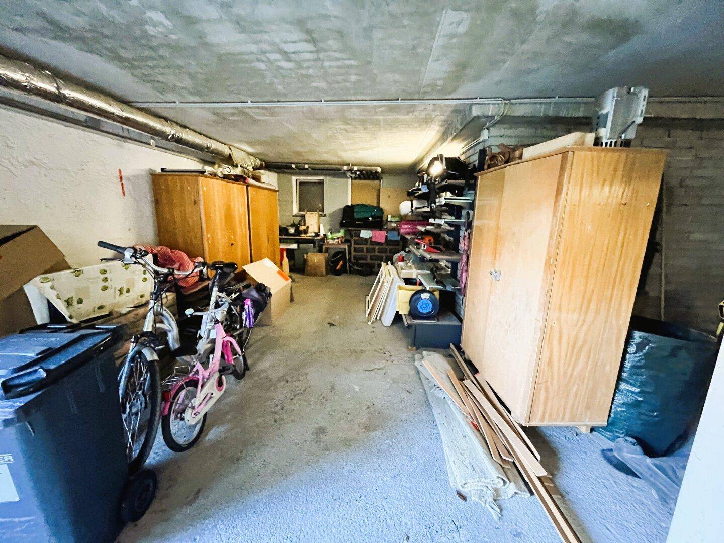 Kellerbereich bei Garage