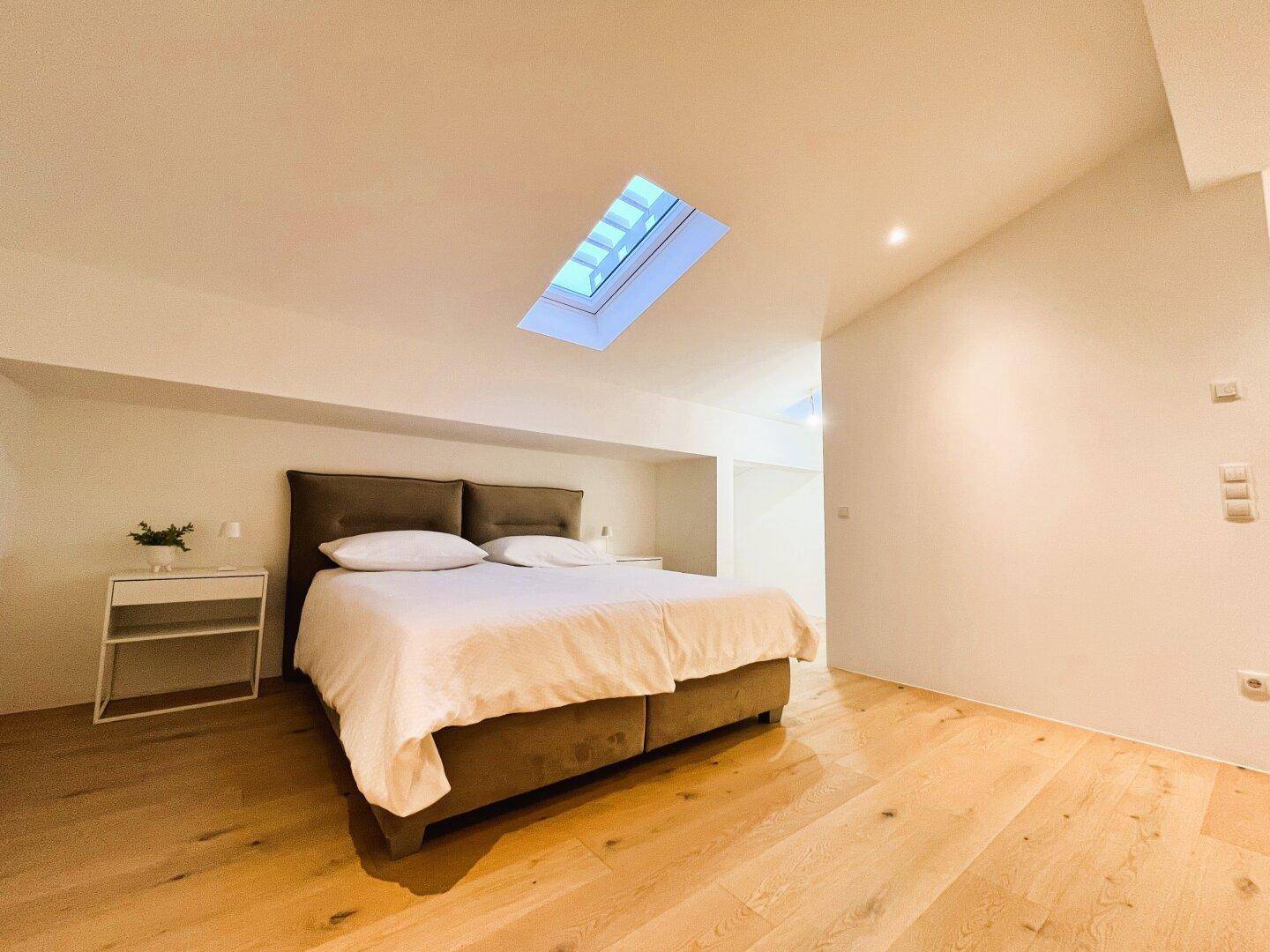 Schlafzimmer mit ca. 22m²