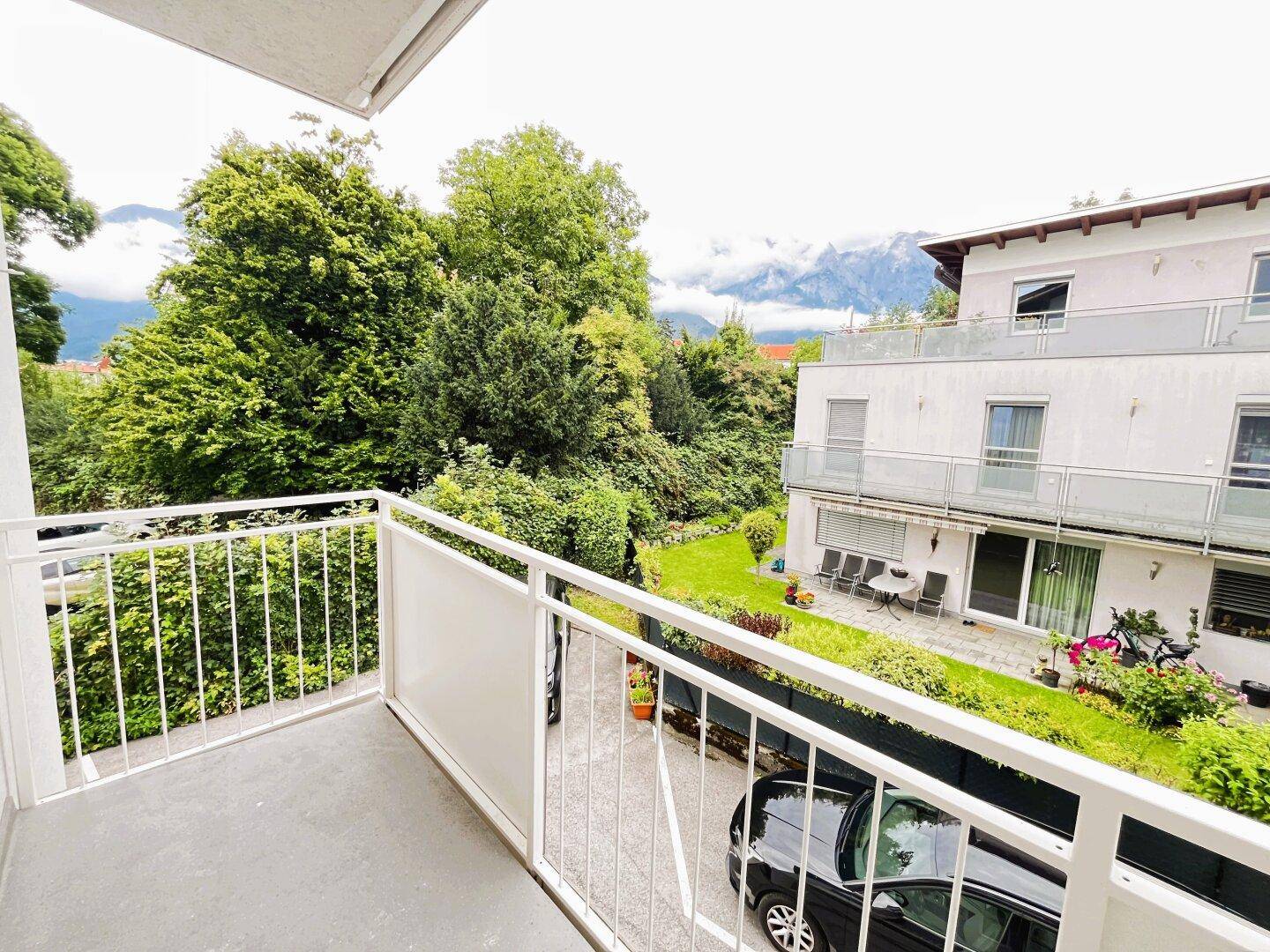 Überdachter Nord-Balkon