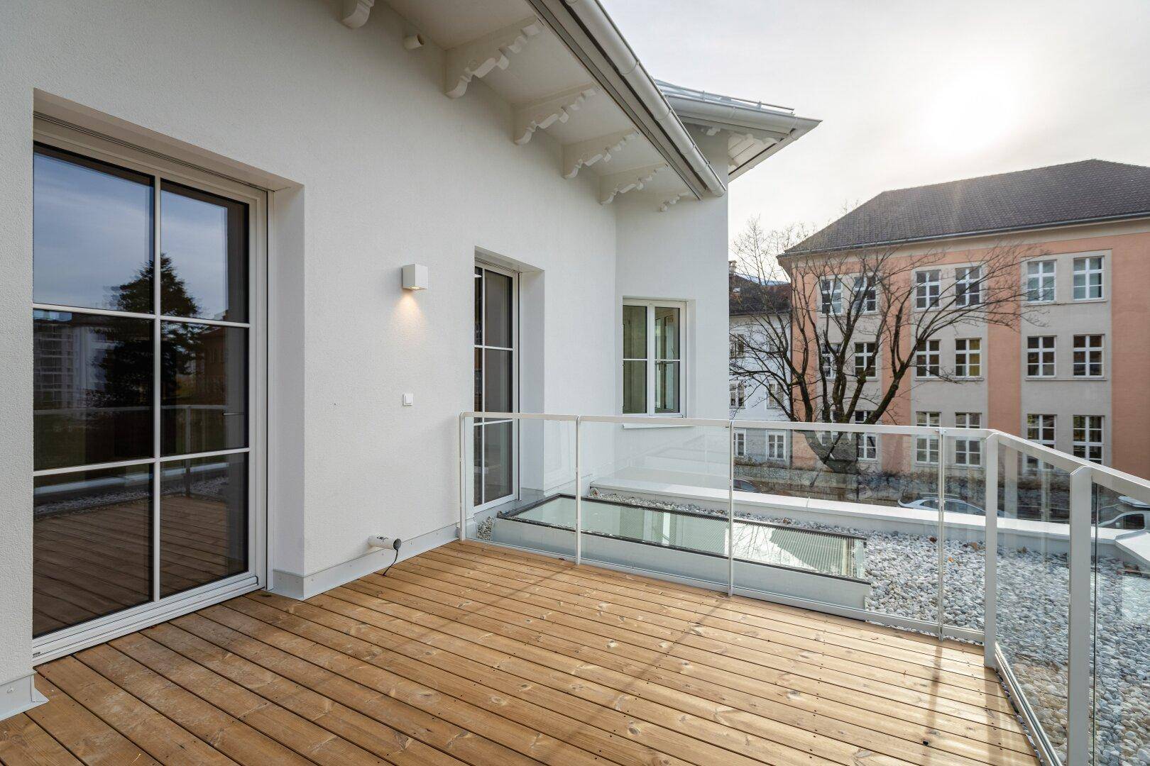 Süd-/West-Balkon
