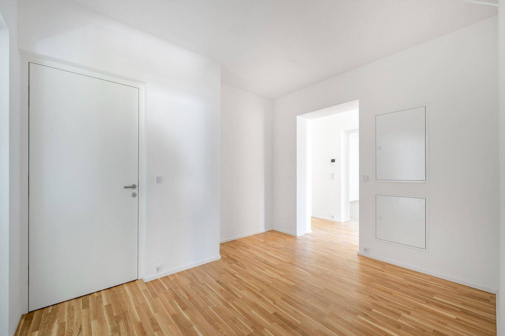 Garderobe mit ca. 12m²