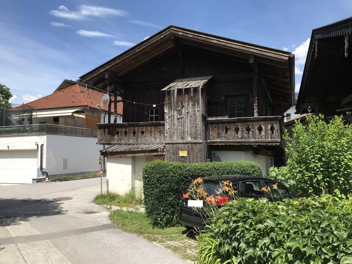Sanierungsbedürftiges Wohnhaus in bester Wohnlage von Kolsass - Ansicht 4