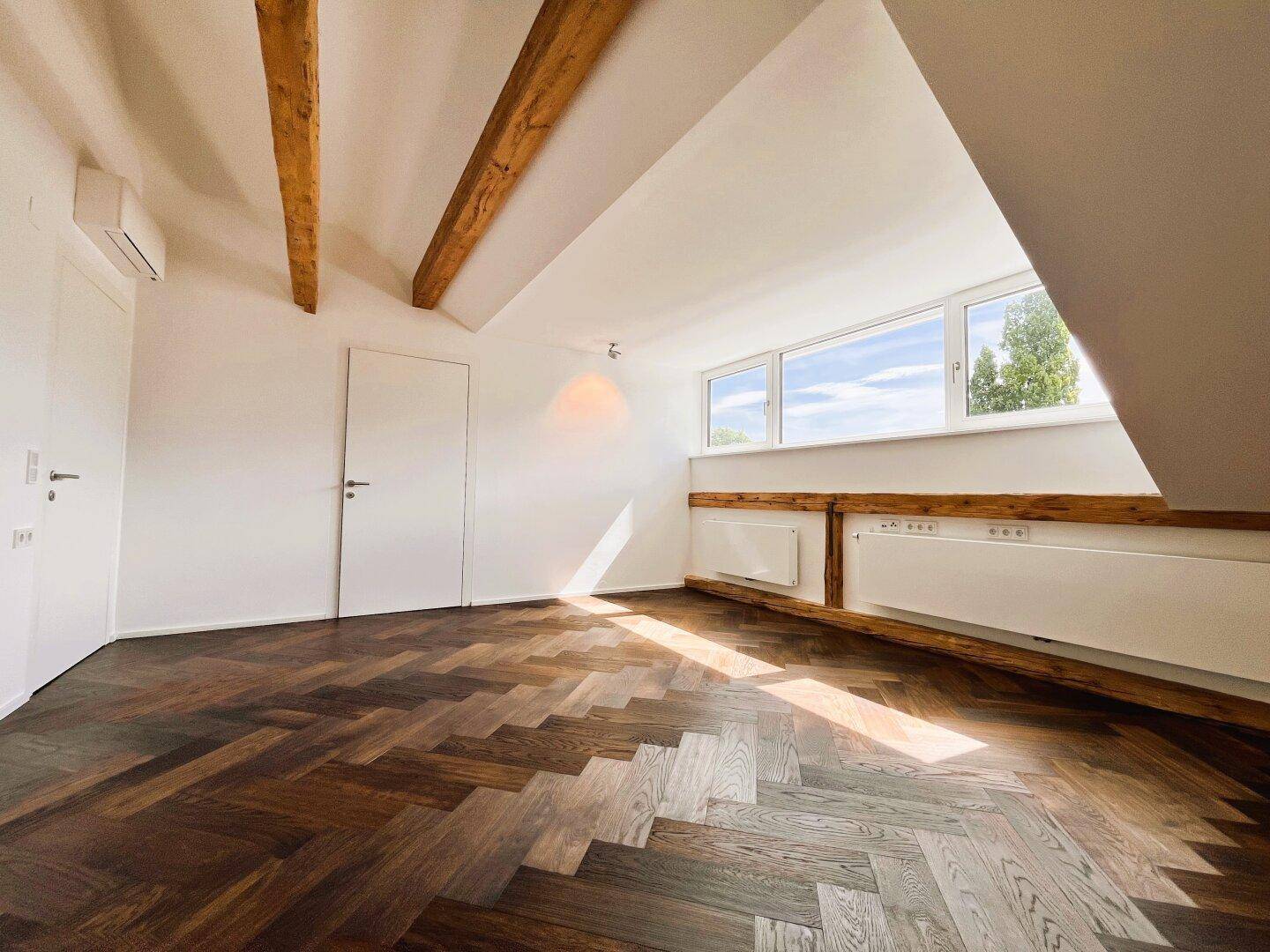 Zimmer mit ca. 25m²