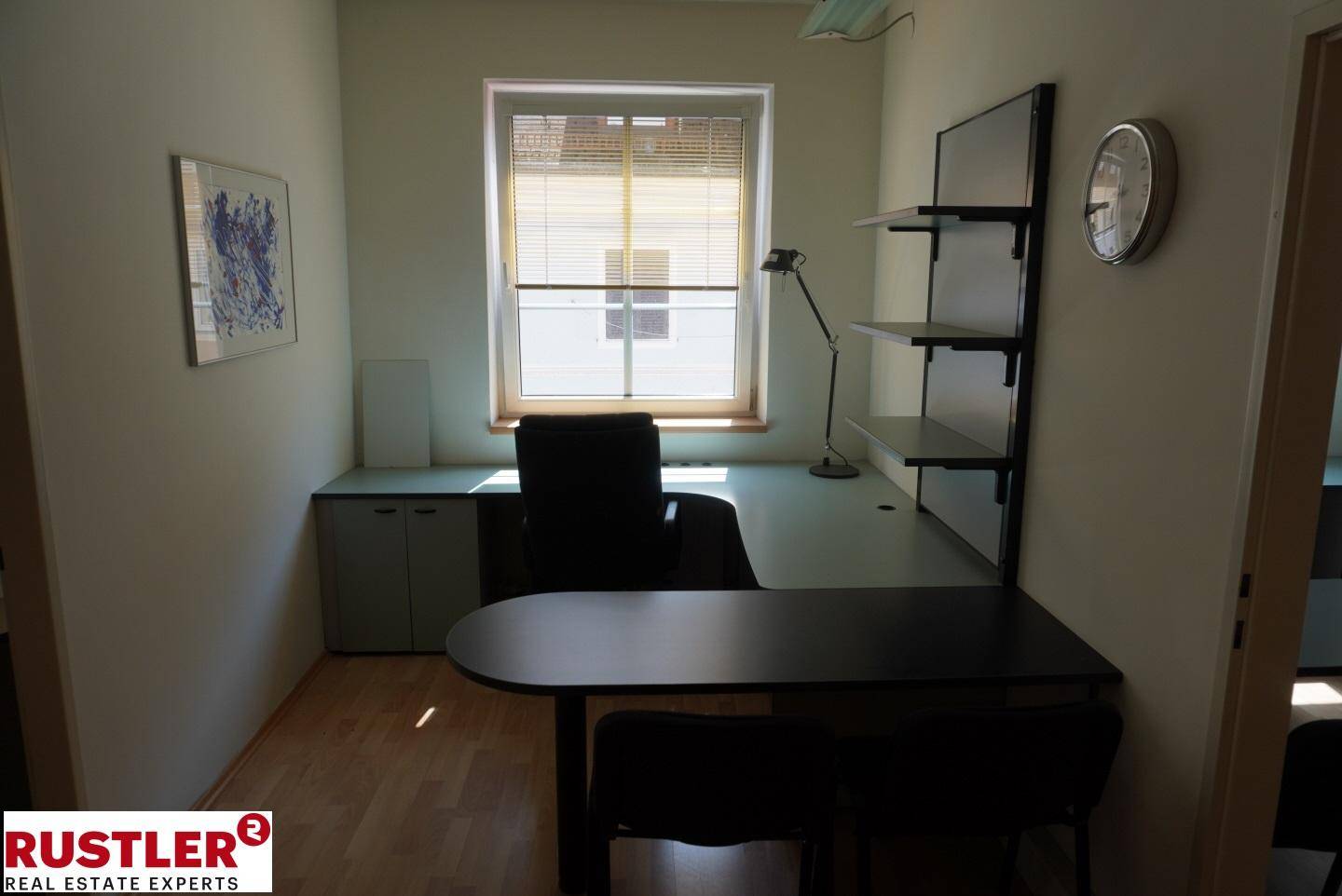Büro 4