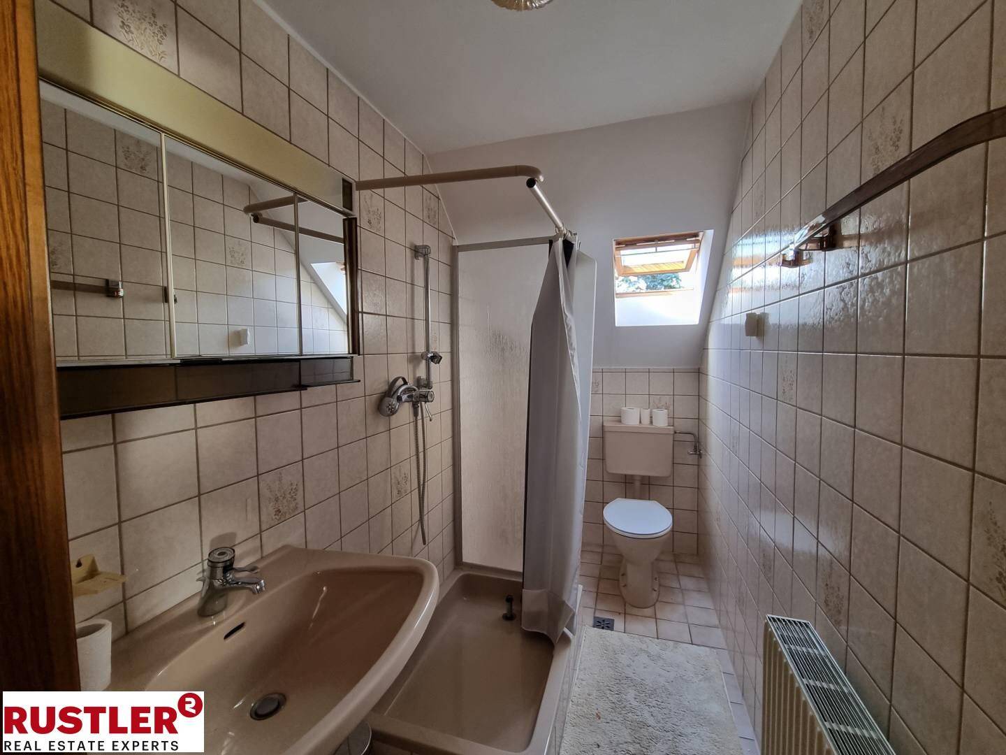Badezimmer DG