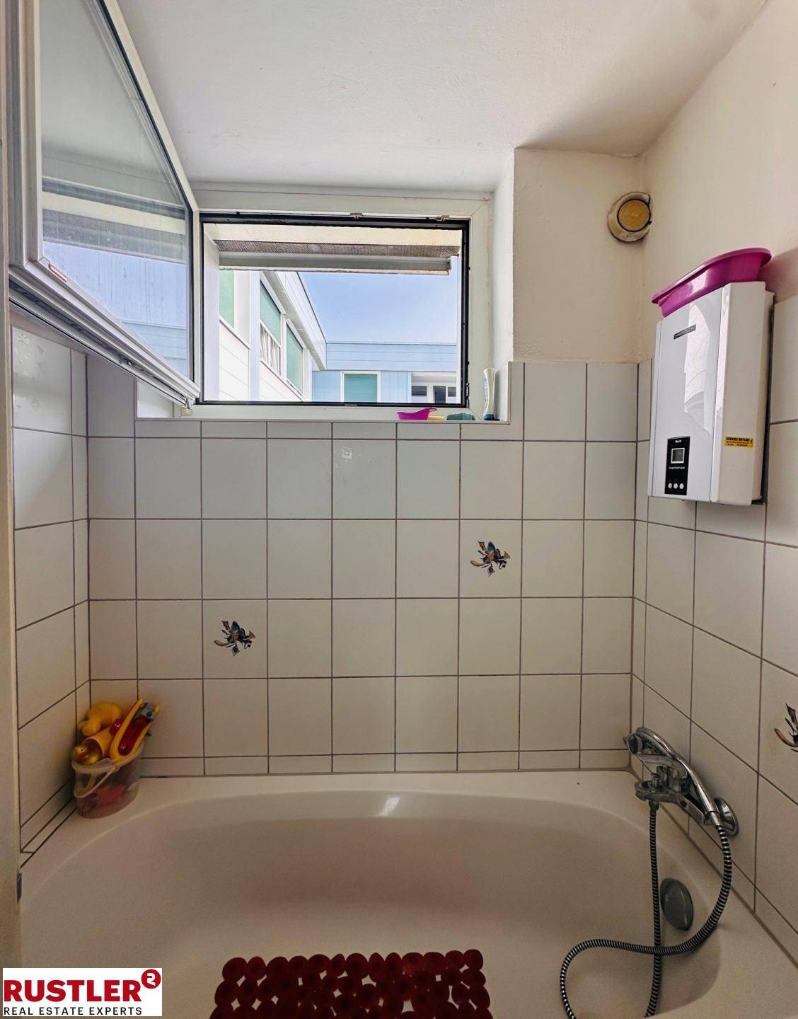 Badezimmer Ansicht 2