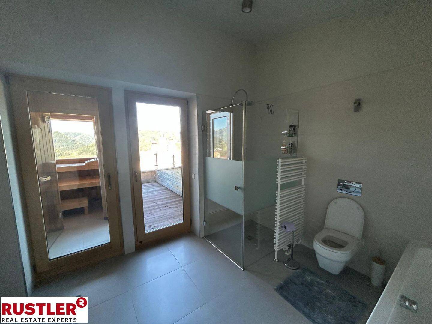 Badezimmer m. Sauna