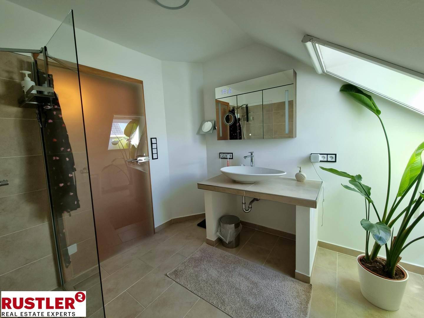 1. Badezimmer (1)