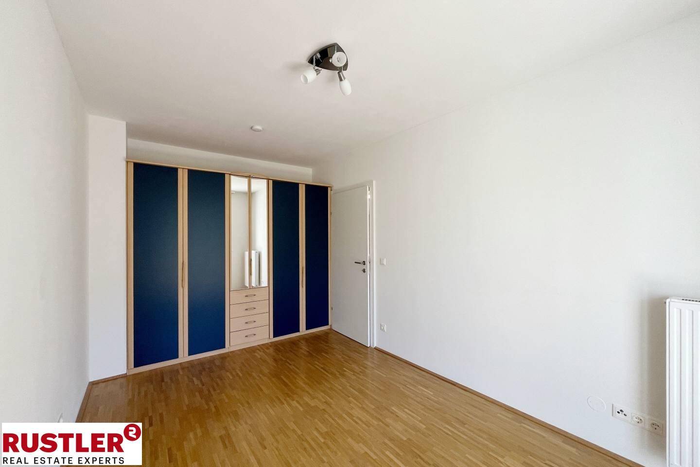 Schlafzimmer.