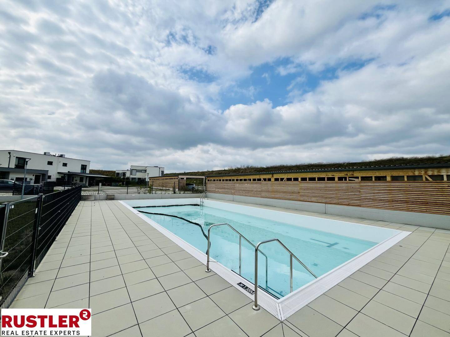 Pool 2