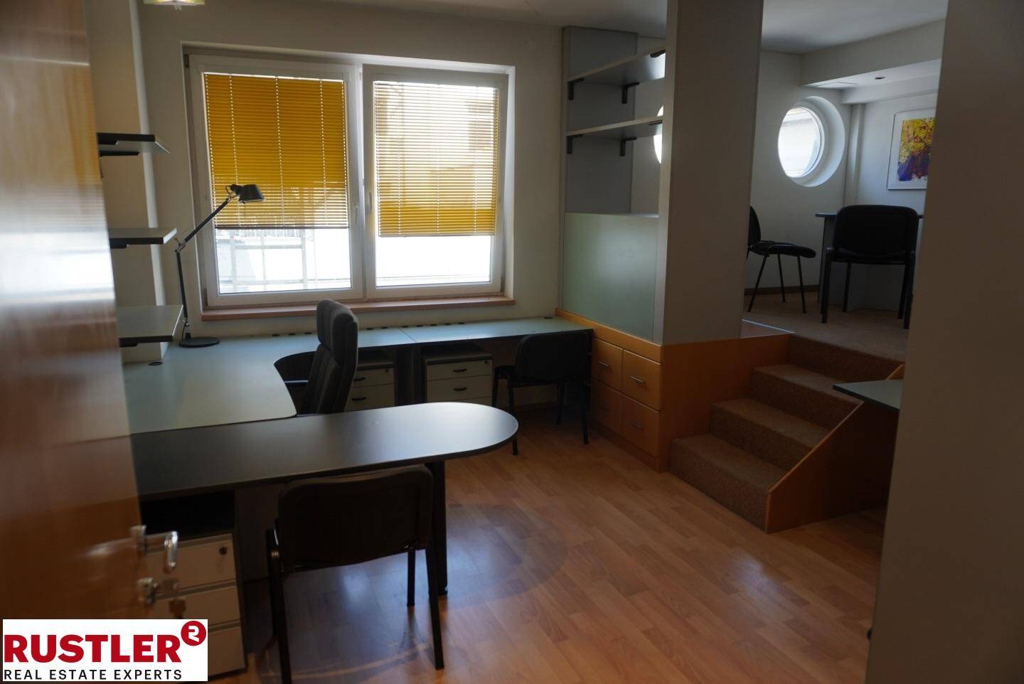 Büro 6
