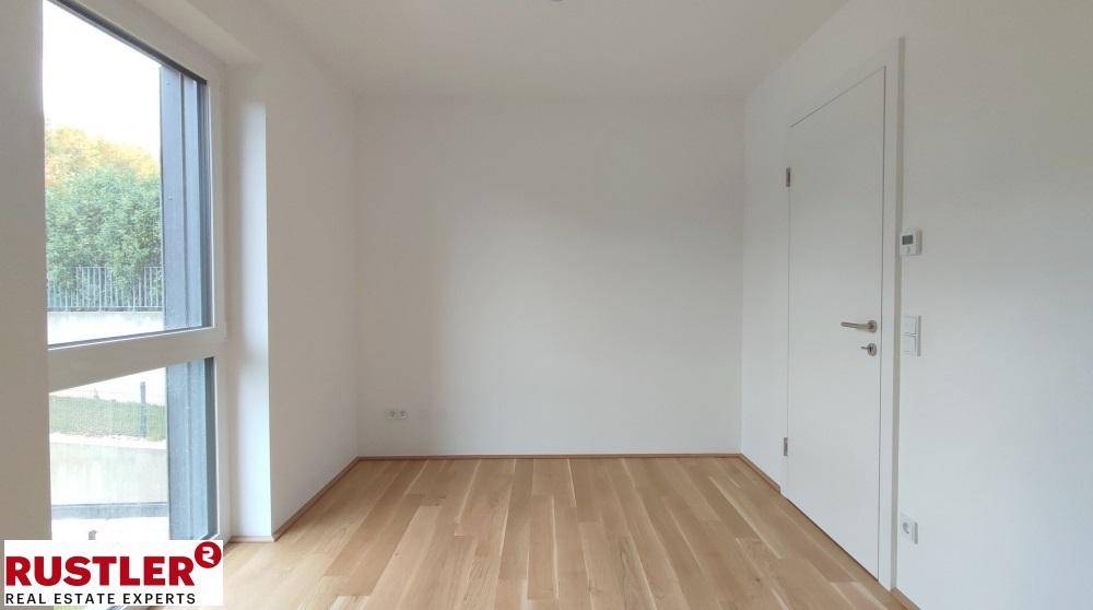 Schlafzimmer 2 (1)