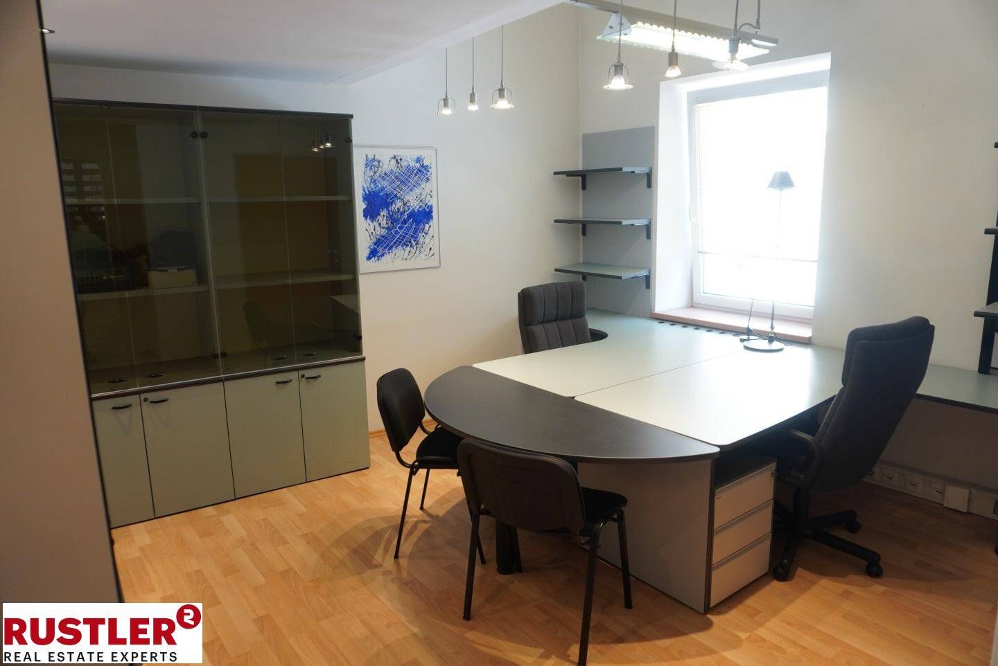 Büro 9