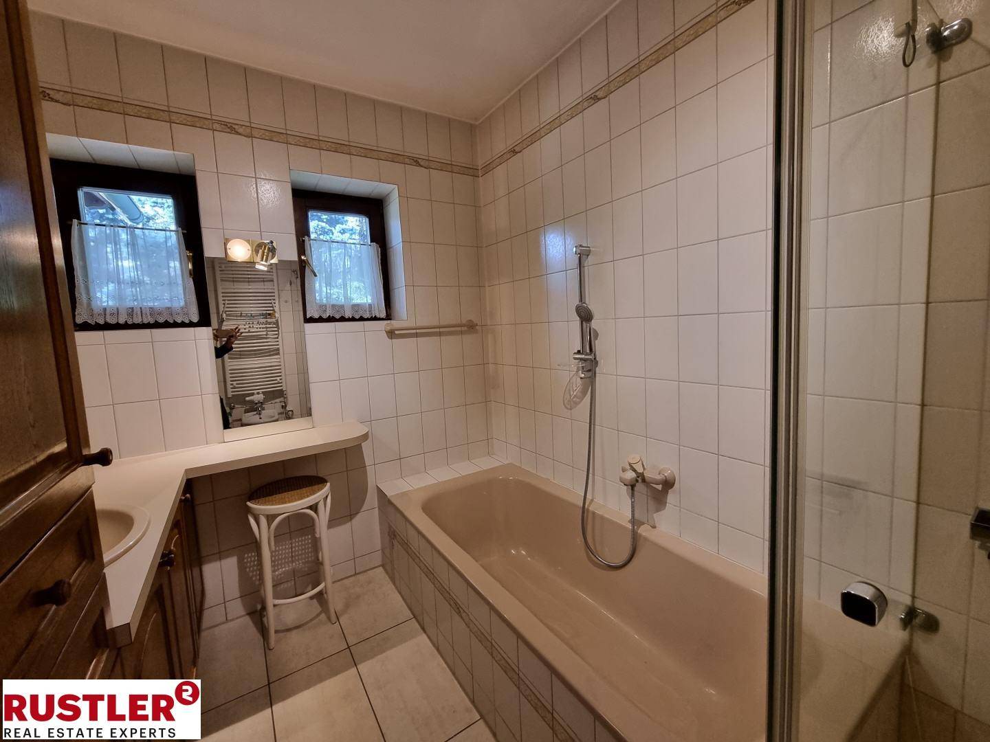 Badezimmer EG (1)