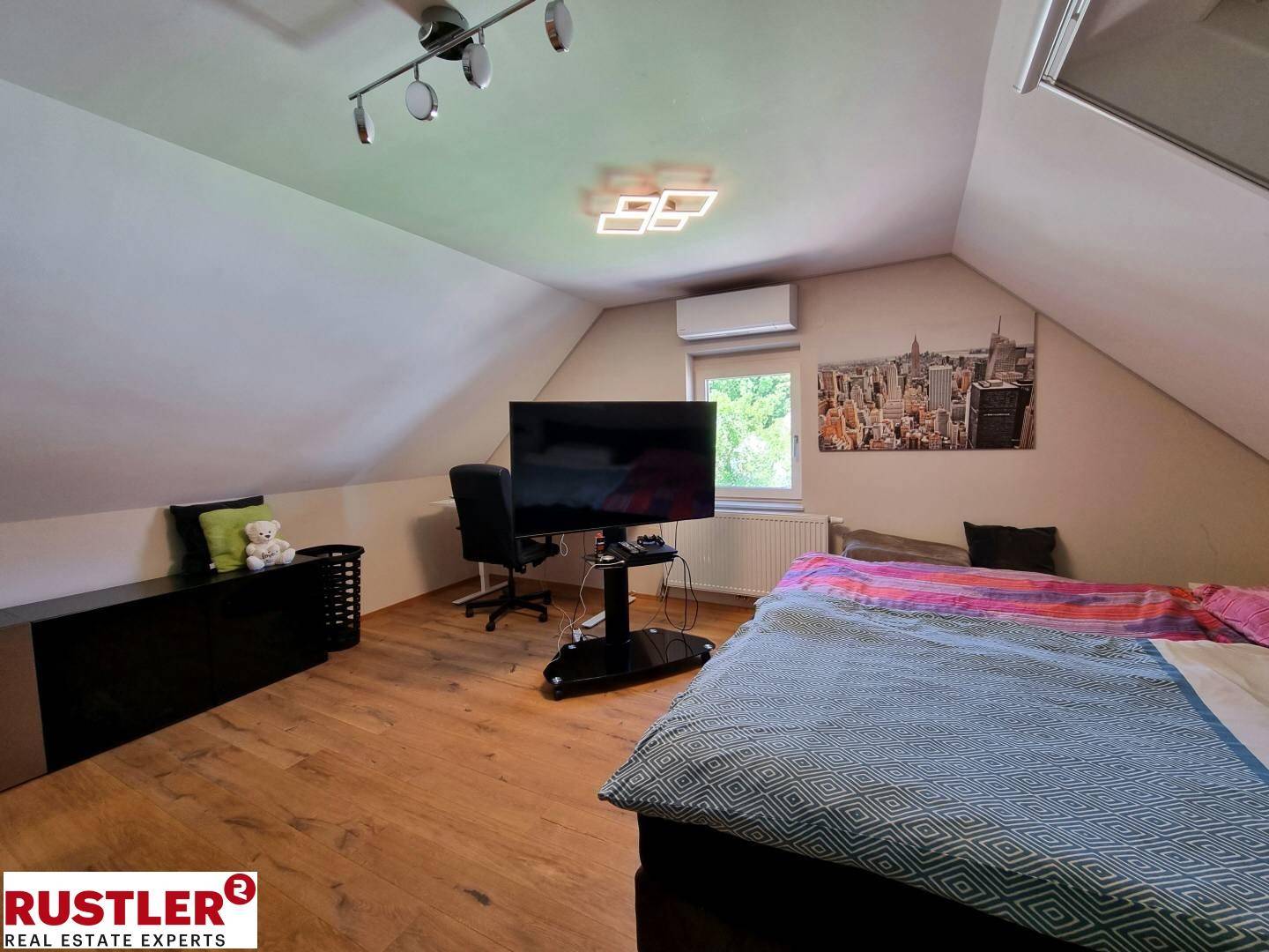 Zimmer 1 Nbg OG