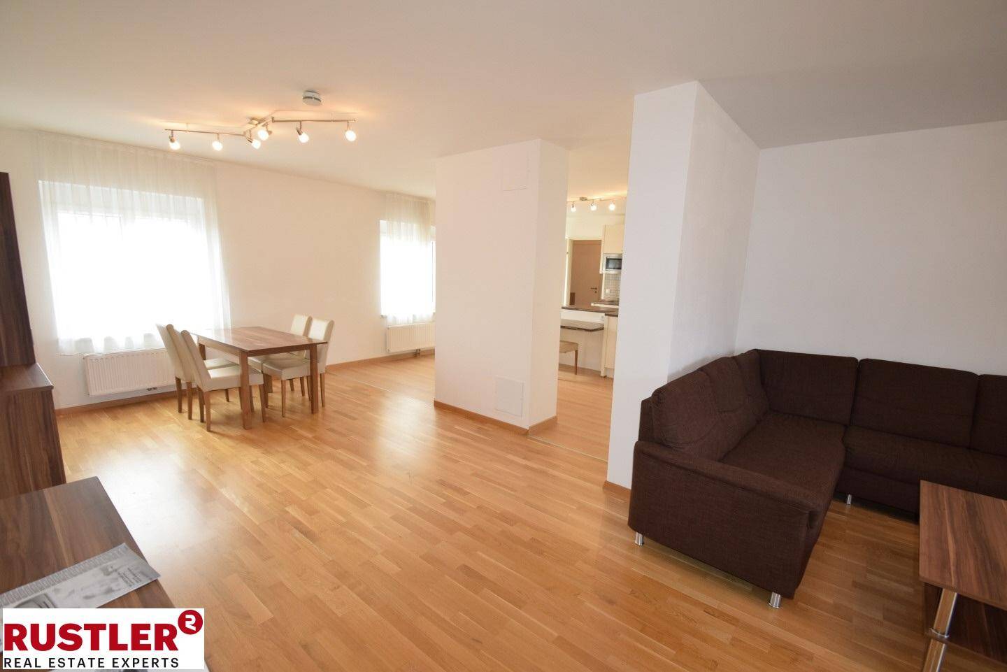 Wohnzimmer (2)