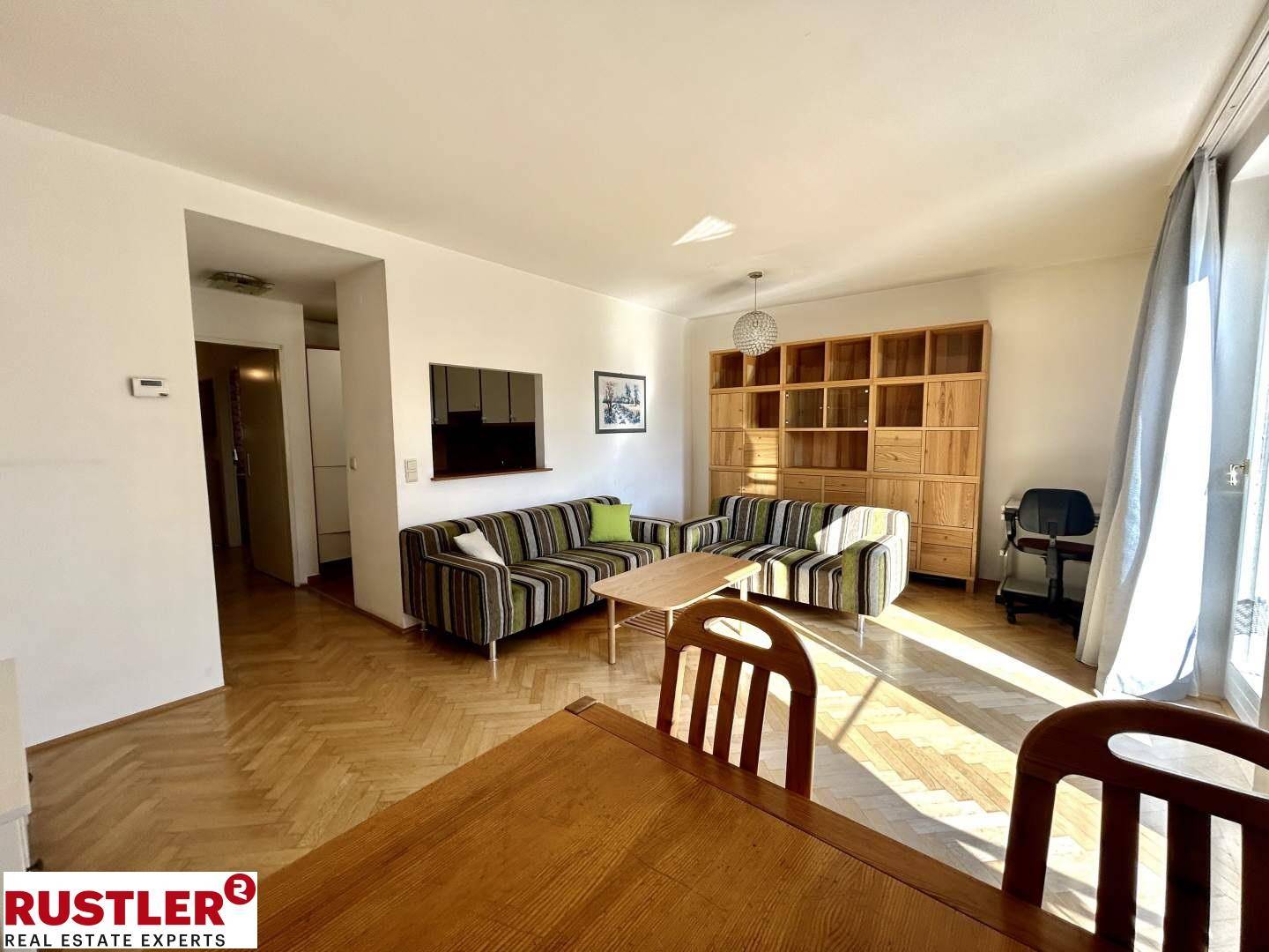 Wohnzimmer (2)
