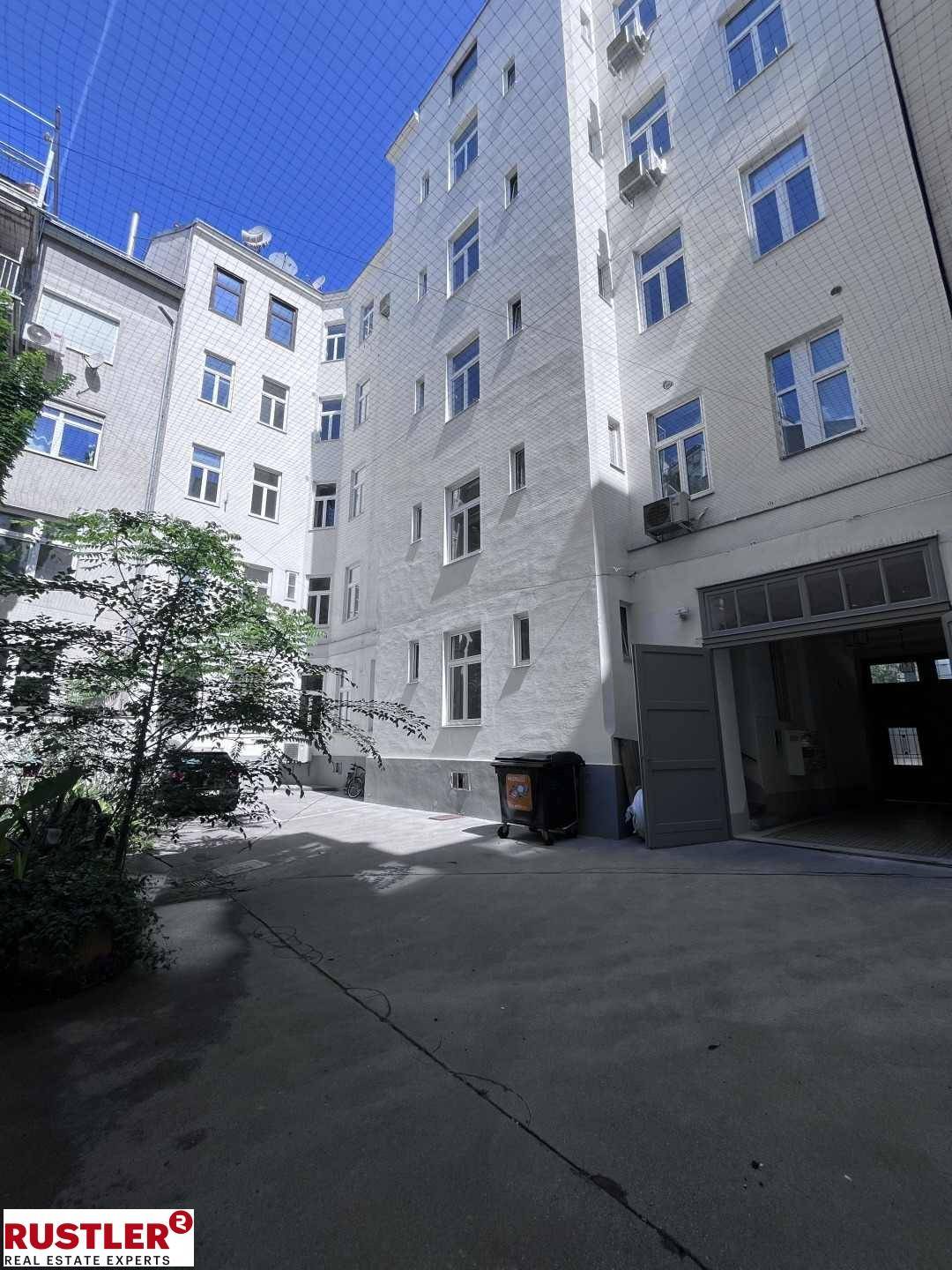 Hof 3