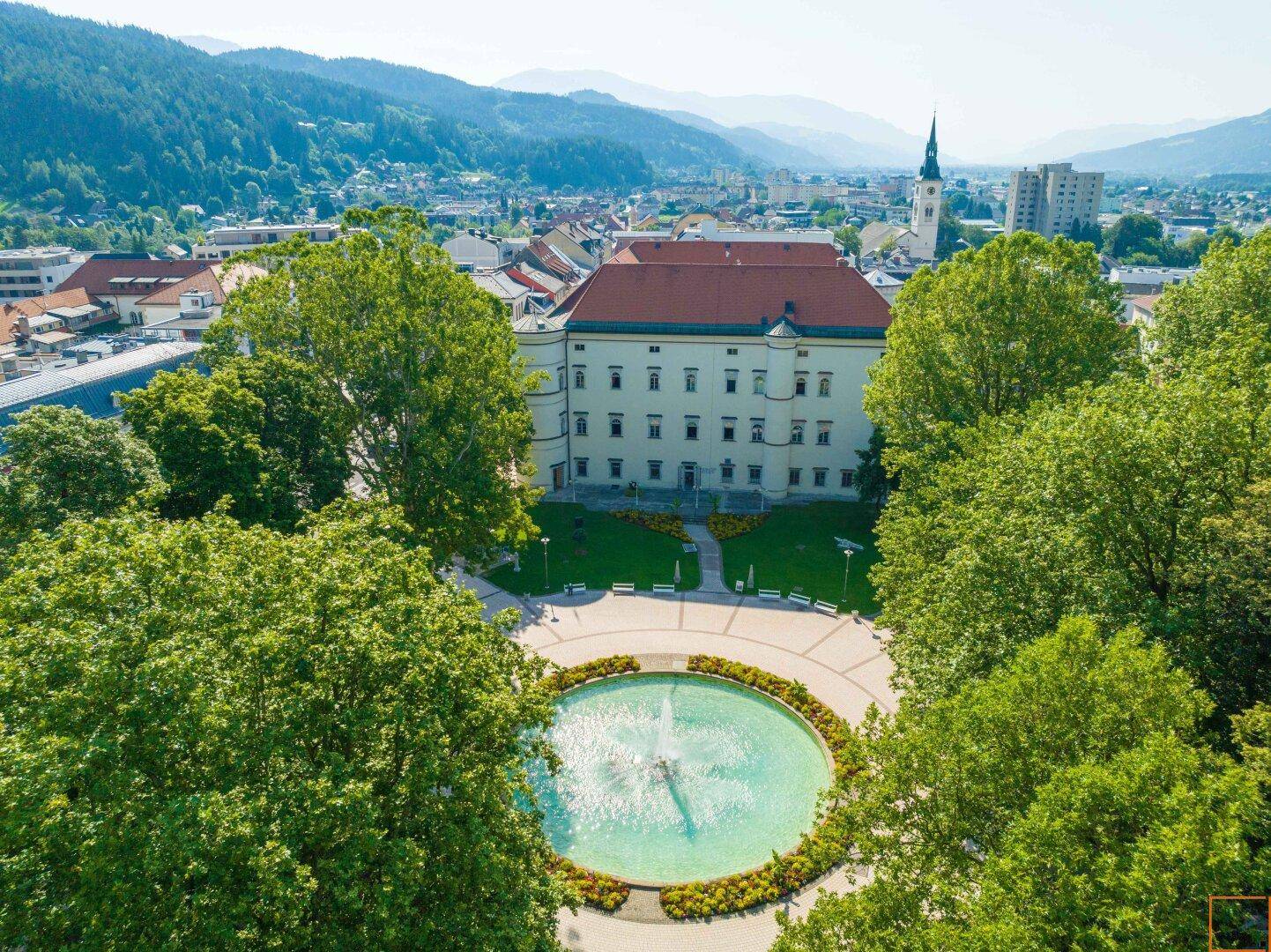 Blick auf das Schloss und Spittal an der Drau