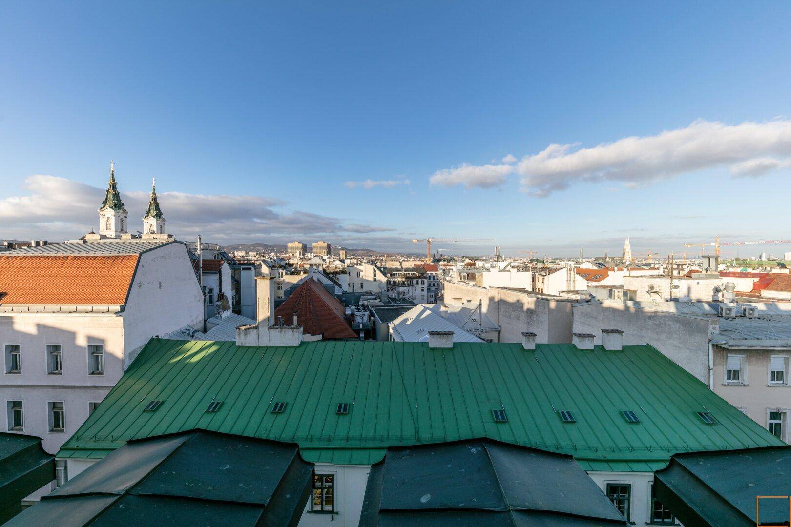 Fernblick_Piaristenkirche_AKH