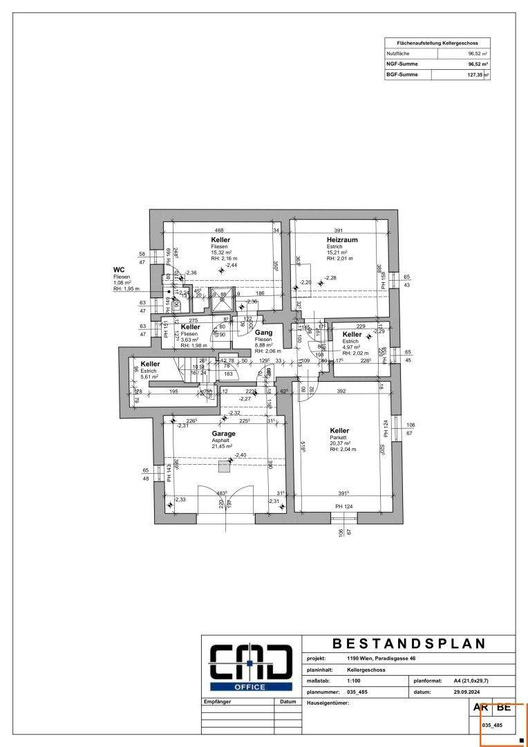 Grundriss des Kellergeschosses mit mehreren Kellerräumen, Heizraum, WC und Garage.