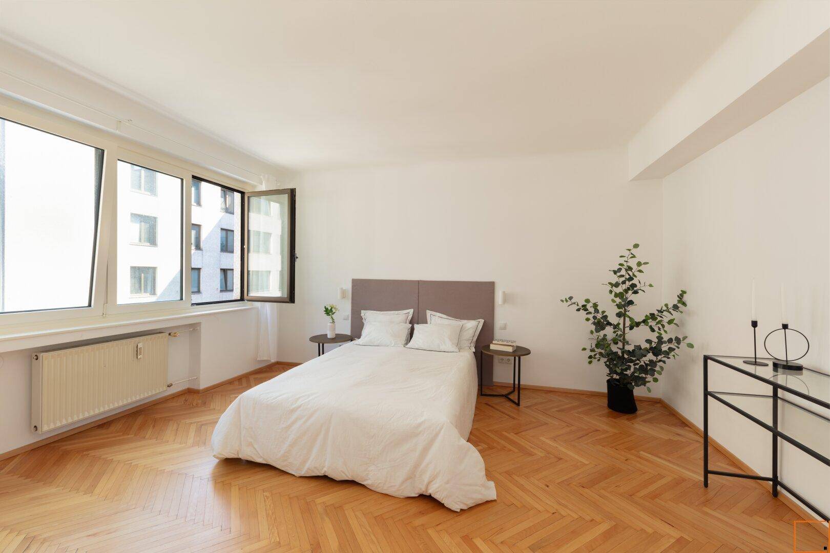 Schlafzimmer Hofblick