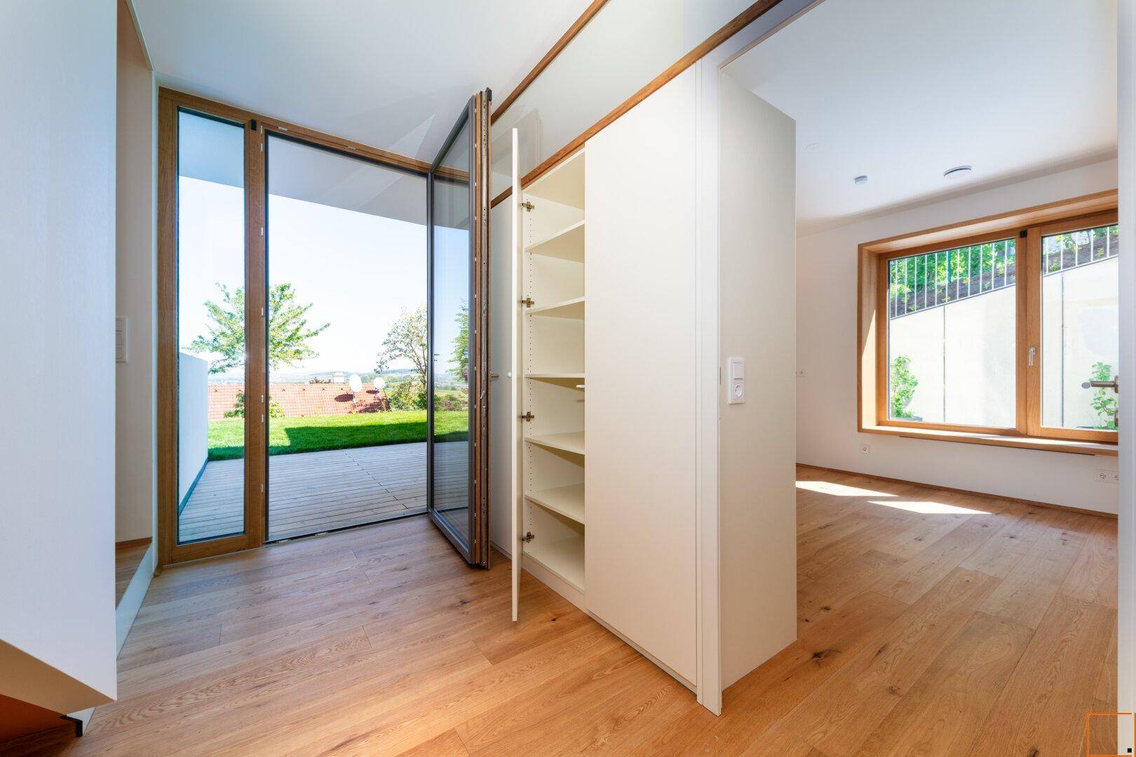 Gartenetage_Einbaukästen_Schlafzimmer