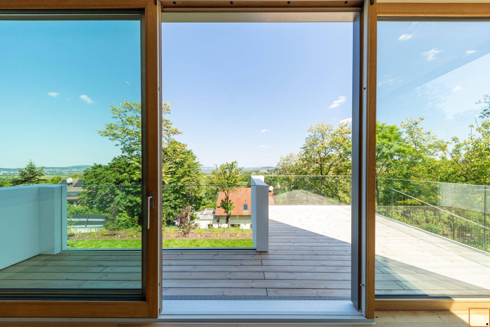 Wohnzimmer mit Terrasse