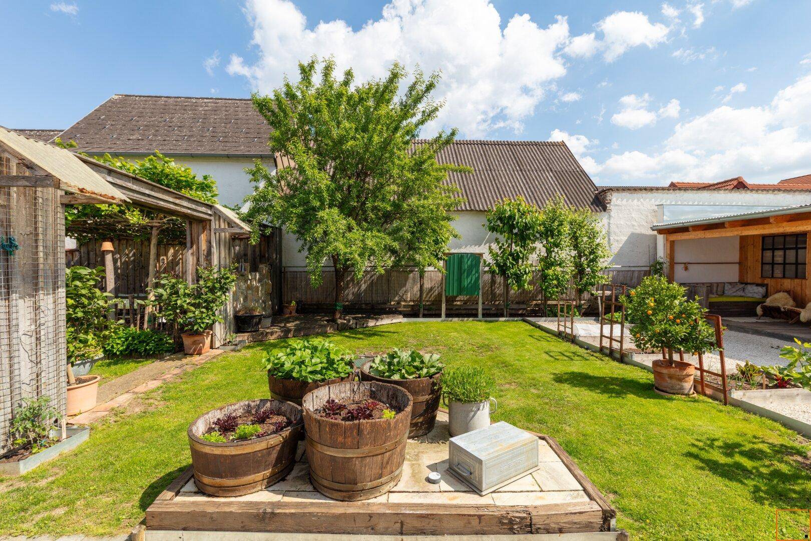 Garten mit Stadel