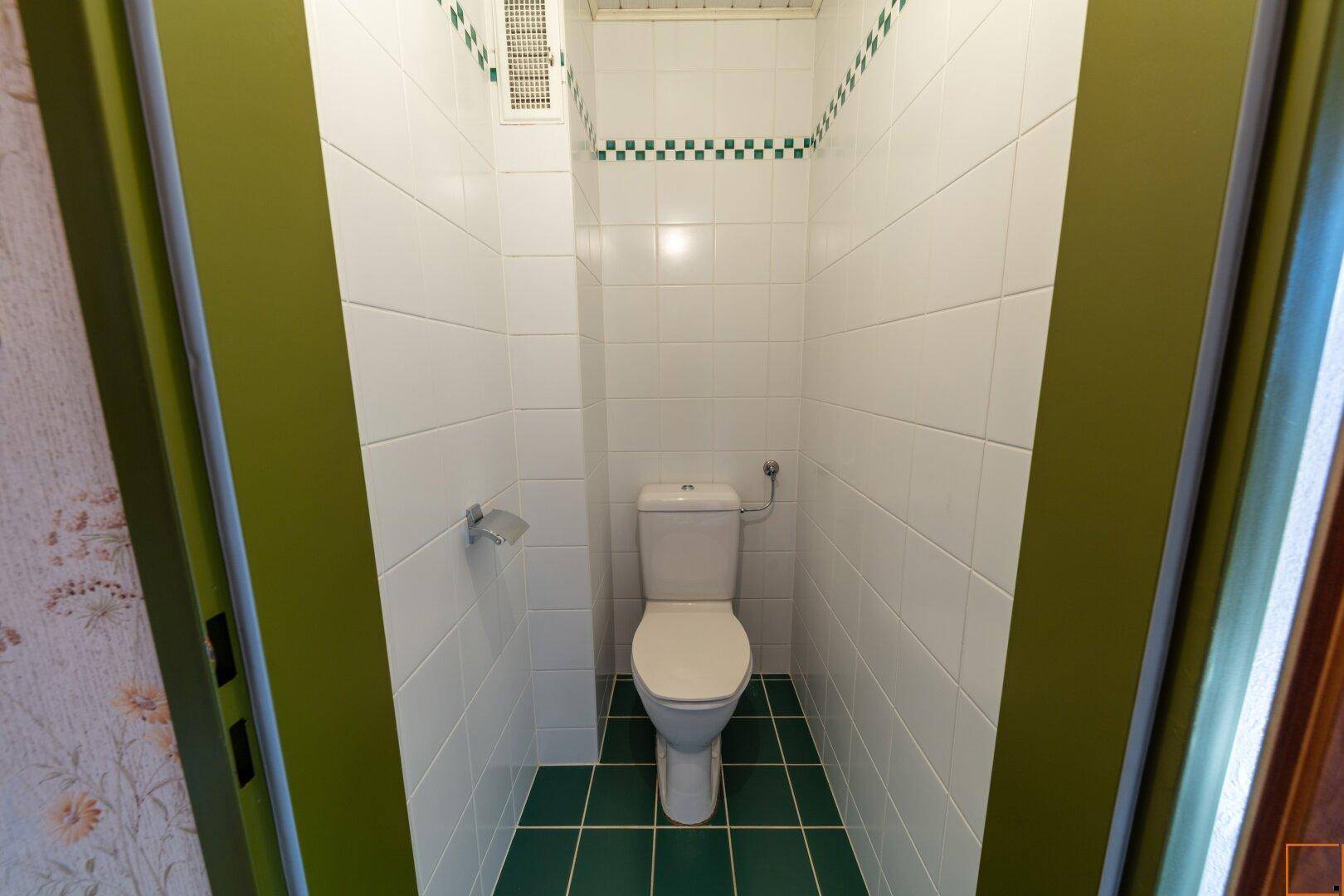 WC 2