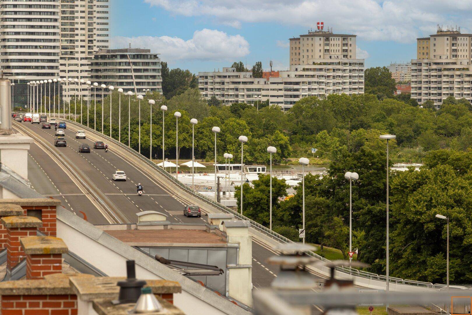 Donau_Reichsbrücke