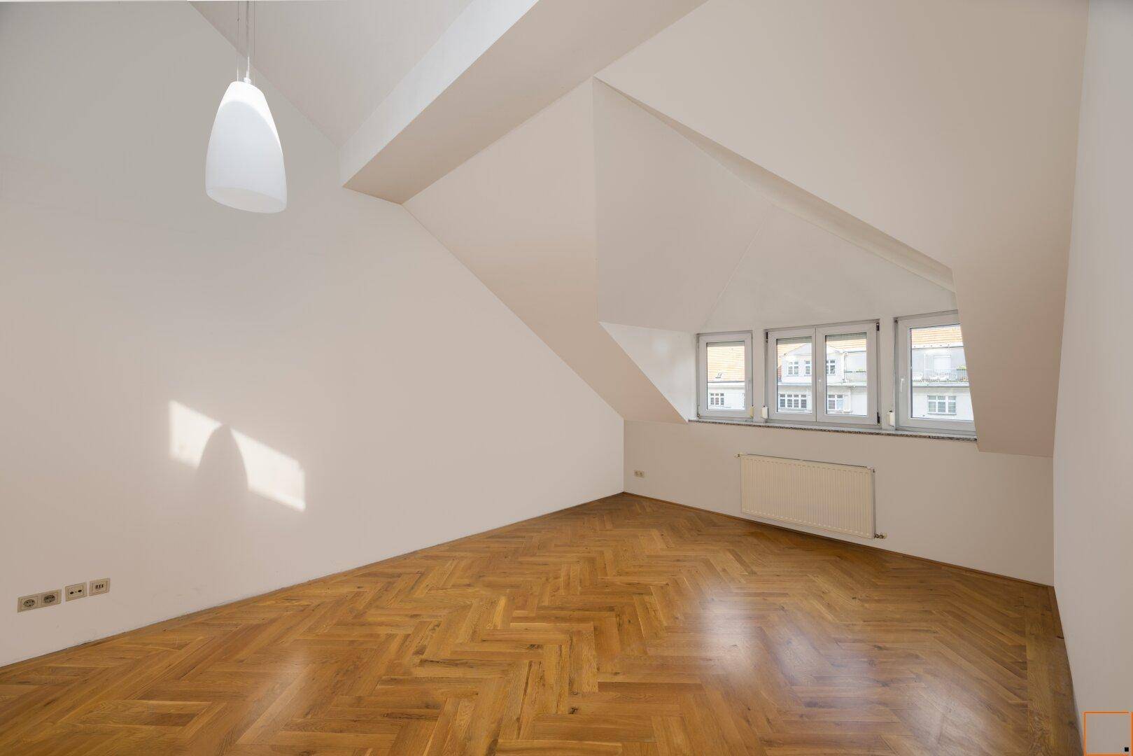 Schlafzimmer_doppelte Raumhöhe