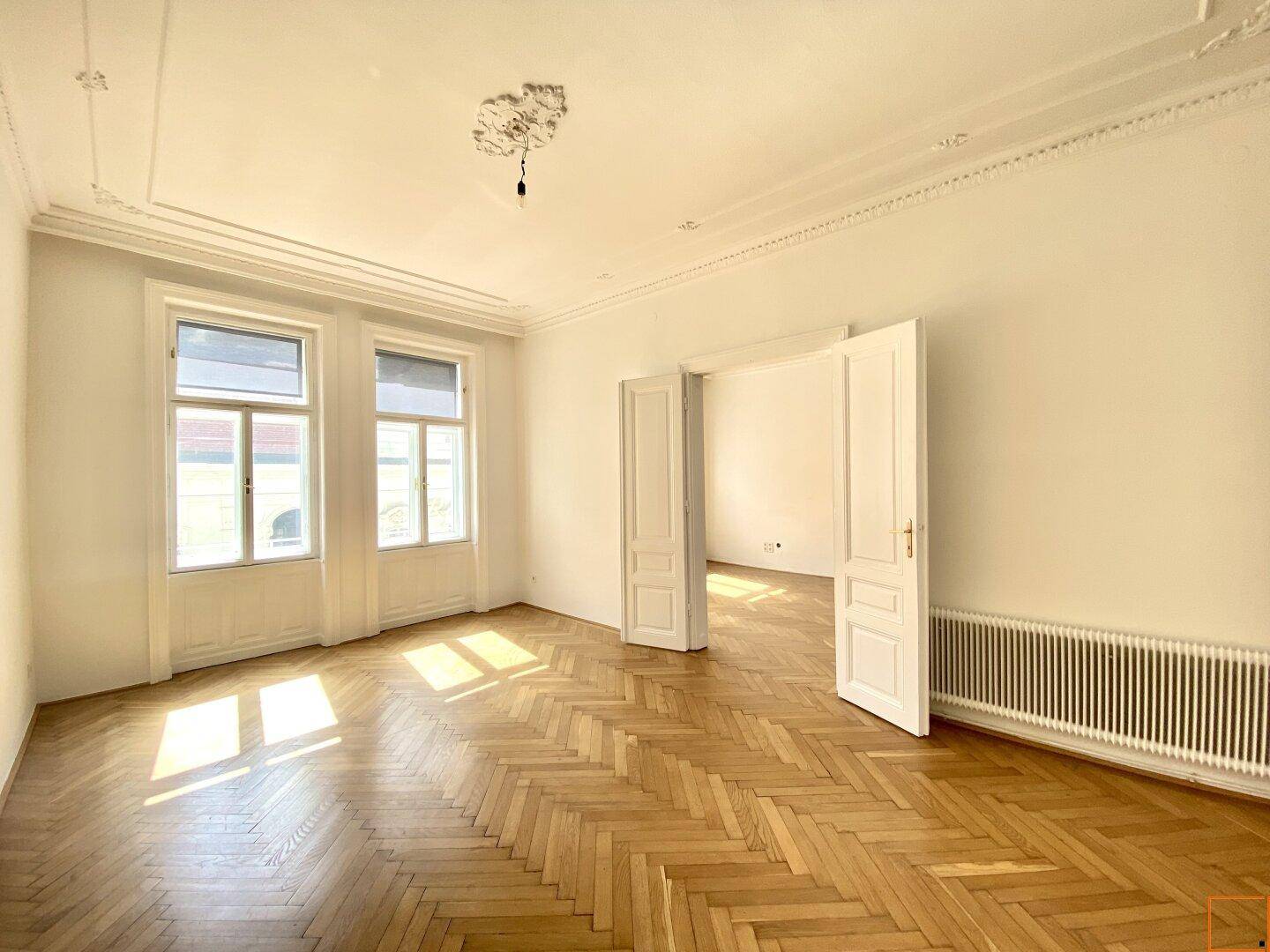 Zimmer 2 - straßenseitig